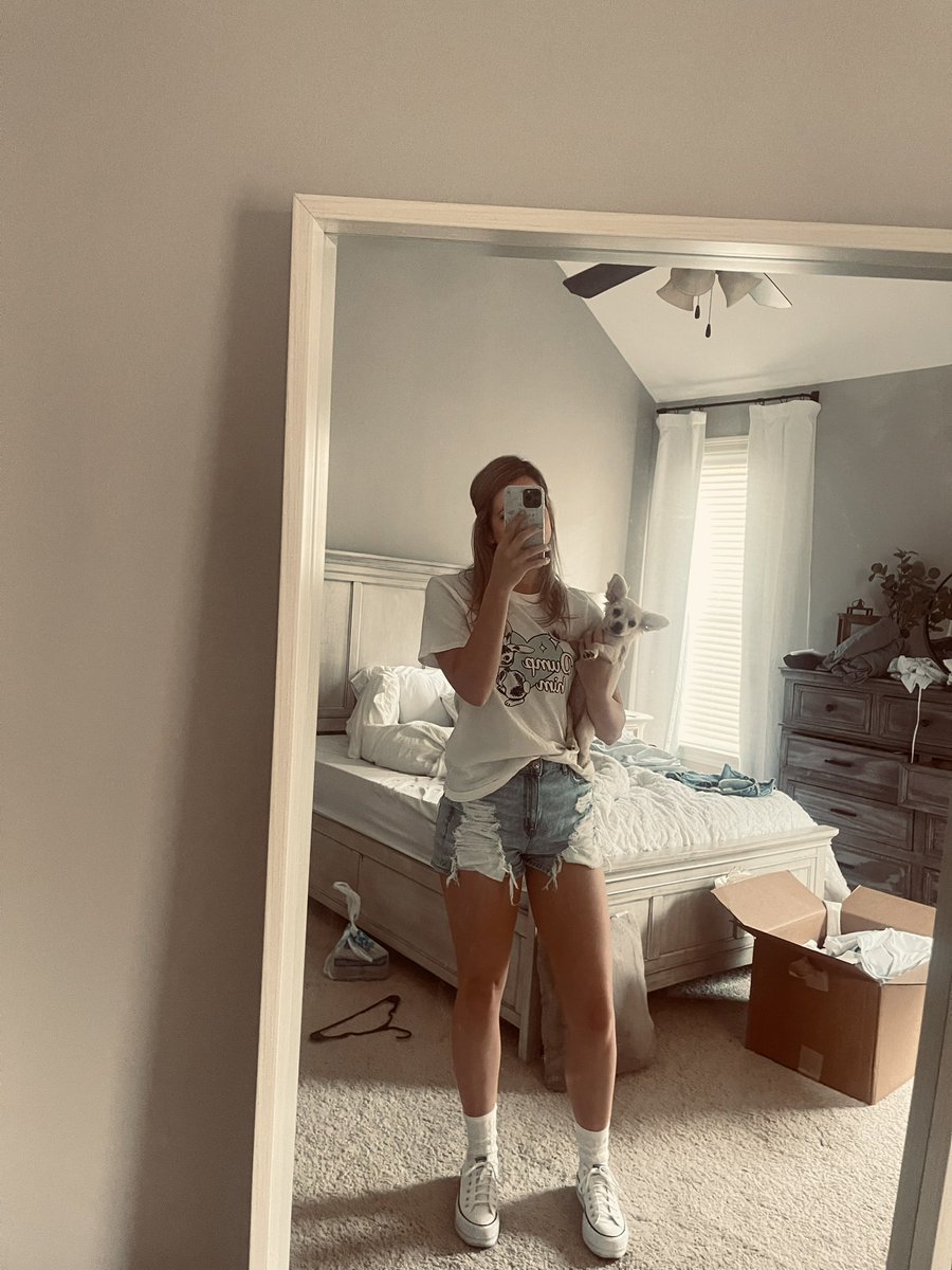 𝐁𝐚𝐢𝐥𝐞𝐲 𝐁𝐨𝐨𝐭𝐥𝐞𝐬 on Twitter: "I’m a MOTHER"