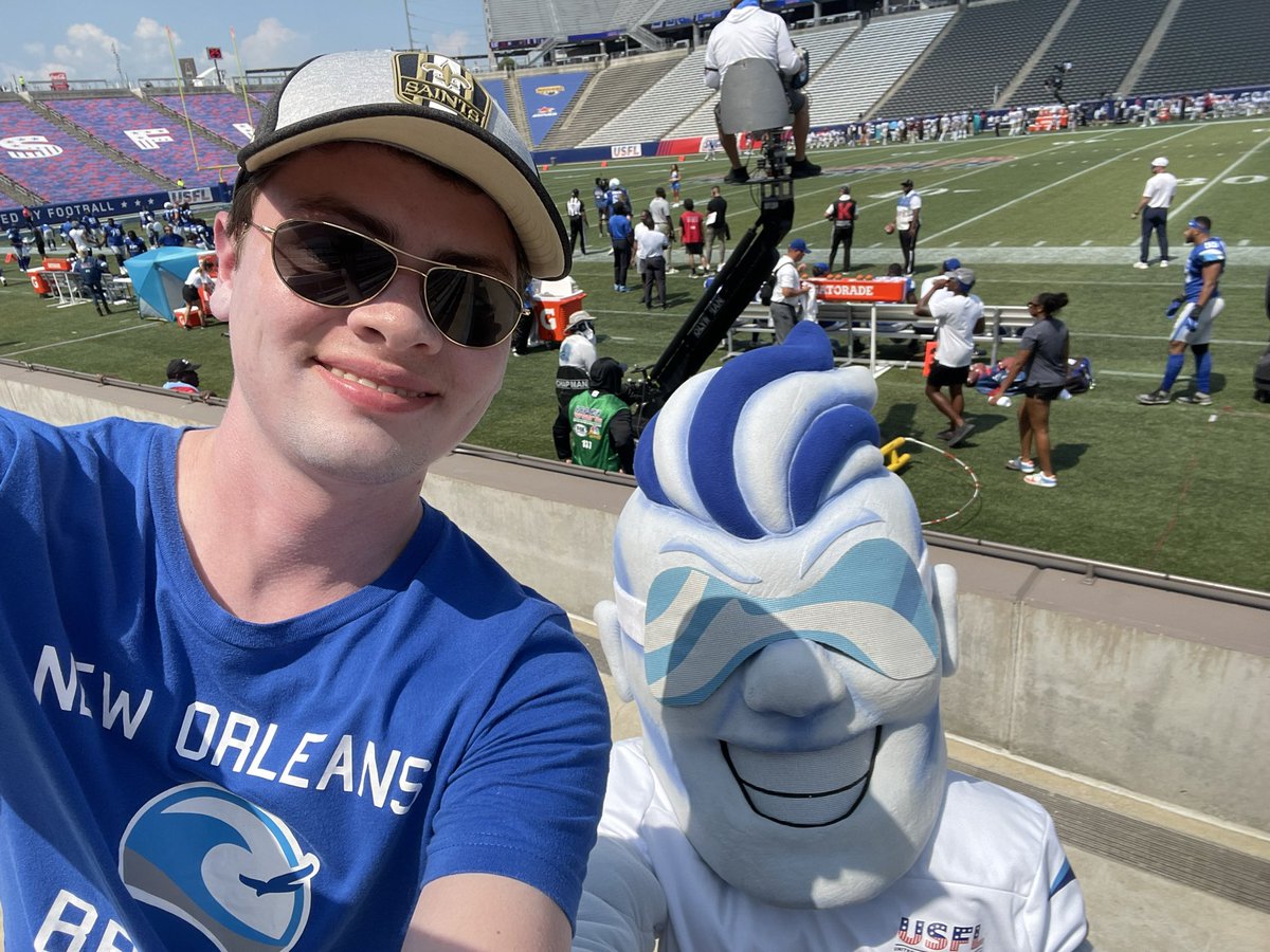 AttaBoySpence's tweet image. #DoItForDave #GeauxBreakers