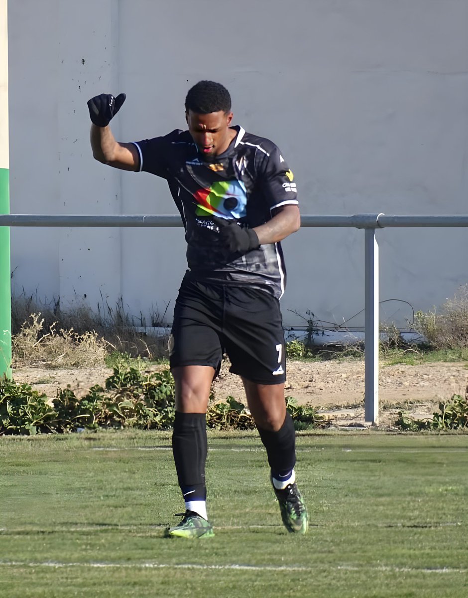 Atescalerillas's tweet photo. #RegionalPreferente
#Temporada2324
#Fichajes
🔊🔊🔊
Cesar Augusto vuelve al #ParqueOliver
Un gran Delantero que dejó una gran huella en el club. Con una amplia experiencia en la categoría (Andorra, Sabiñánigo y Alcañiz)
Bienvenido de nuevo a tu casa Cesar!! https://t.co/dSbAT5jUZH