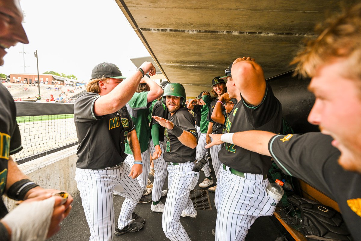 NCAA Baseball tweet media