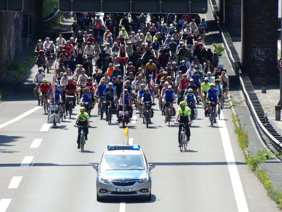 aufgeraucht's tweet photo. Schön war es! #Sternfahrt https://t.co/NxPc54HWhX