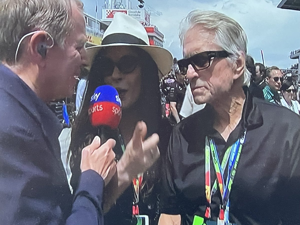 #SkyIndycar anyone see Martins grid walk and interview with Michael Douglas  at the Spanish GP today and the massive respect Michael showed to Martin I thought it was amazing