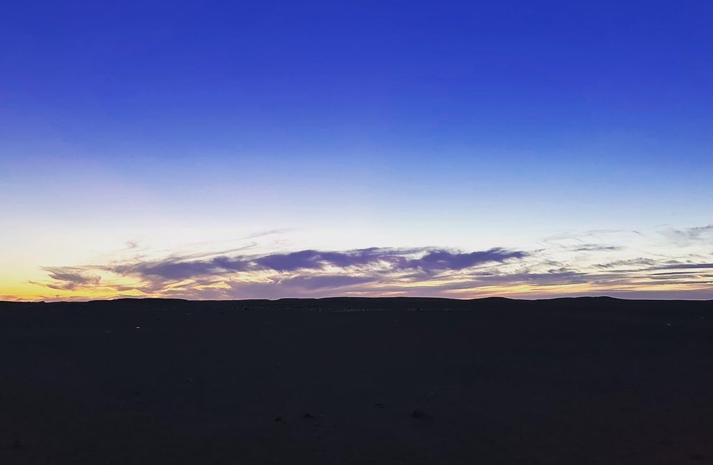 ManuPineda's tweet image. 🇪🇭 Anochecer en el Sáhara

#sahara #saharadesert #freesahara