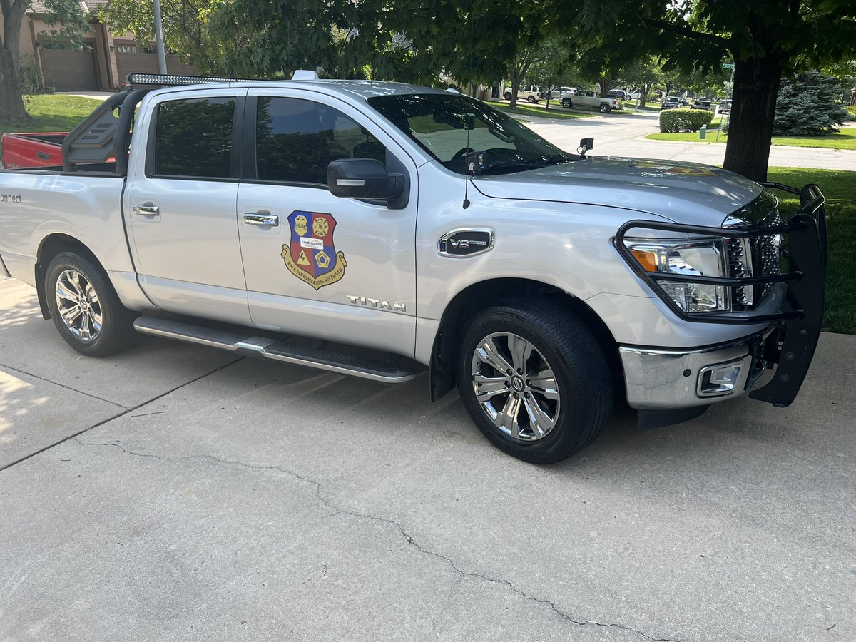 MancusoBrian's tweet photo. Detailed out the #Cradlepoint #Police #Sheriff #publicsafety rides for our roadshow around #Kansas #Missouri #Iowa #Nebraska lets do some partnering #5G #plte #private5g #cbrs #ericsson #R2100 #R1900 #IBR900 #IBR1700 https://t.co/BsOLALpaN5