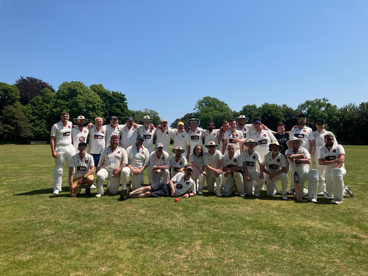 charlton_downCC's tweet image. Up The Down ❤️🖤

#UpTheDown #CDCC