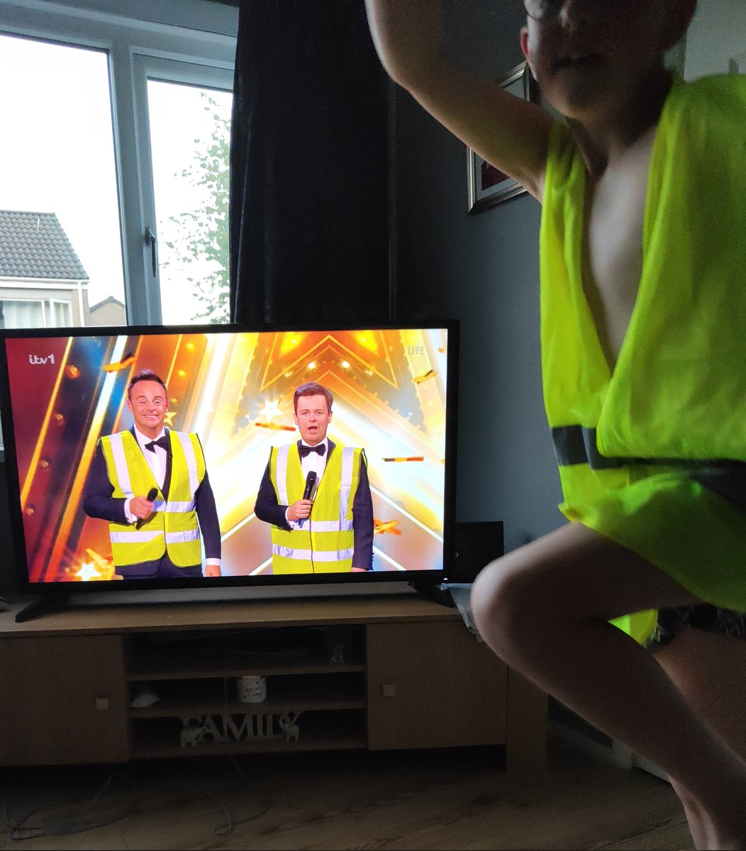 Will_I_Am_Son_'s tweet image. I think Charlie wants #Viggo to win #BGT2023  🤣