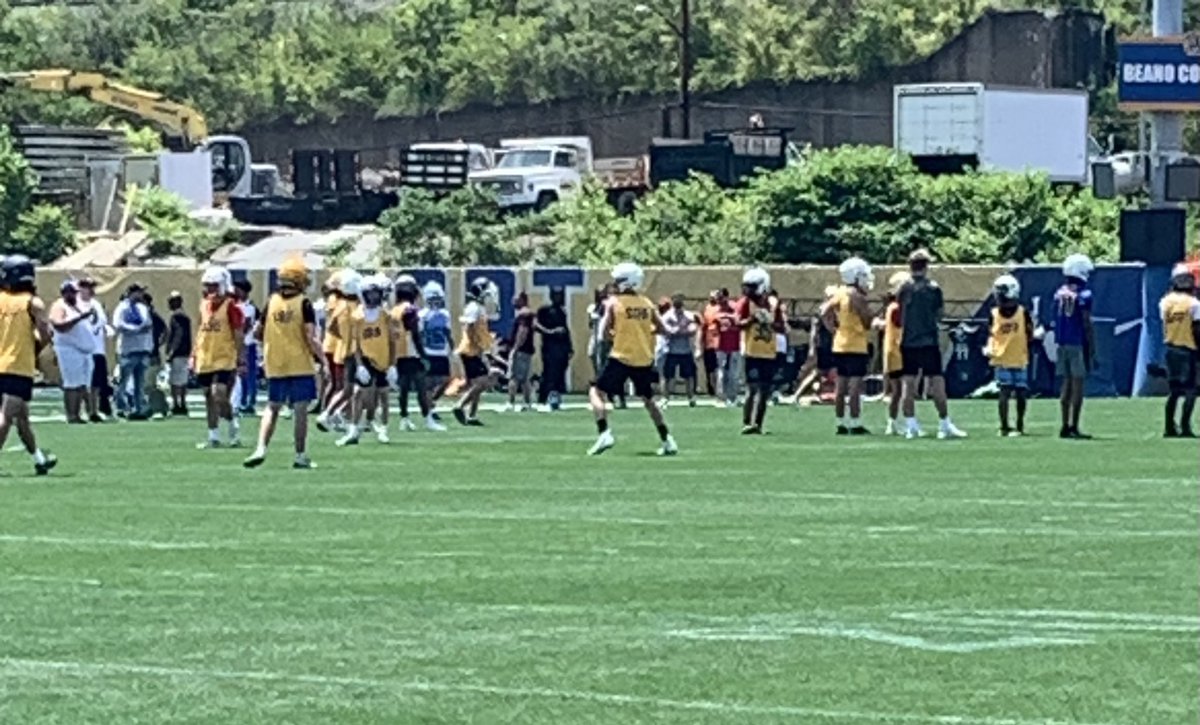 Had a Great time at Pitt camp. Got a lot of compliments. Got to work with Quips own @elikosanovich_ . Also got to see my favorite Pitt player and friend @flueysteph25 Got that work in and had fun!