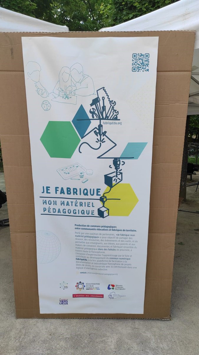 Rencontre internat. <a href="/ClasseDehors/">Faire Classe Dehors</a>, ce fut enfin l’occasion de valoriser par le faire, la prochaine nouvelle plateforme de documentation et de partage de matériels pédagogiques libres - élaborée avec <a href="/timetofirstfix/">Louis Eveillard</a> développeur au sein de @latelier_cherch 4/4