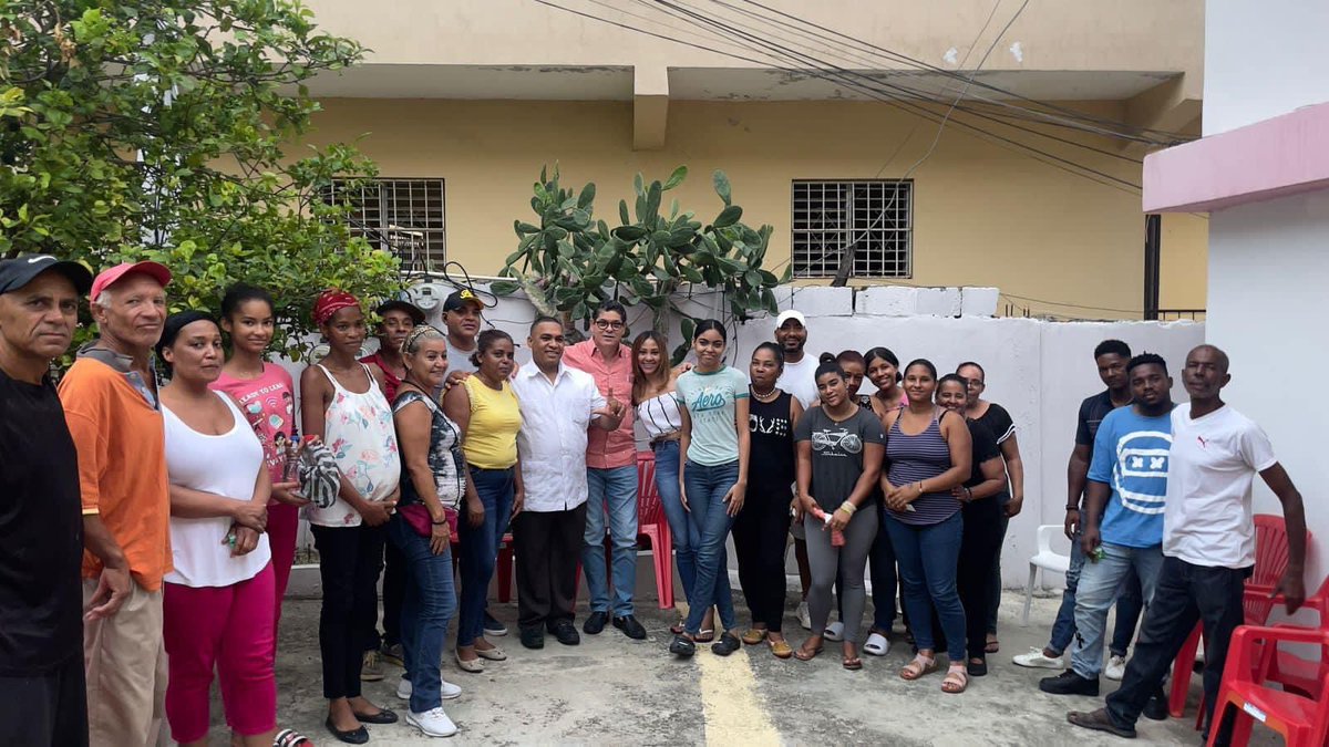 Altagracia Rosa (@albaaltagracia) on Twitter photo Sto Dgo Oeste tiene el potencial de ser un modelo de desarrollo y crecimiento para todos con Aquilino Serrata
<a href="/FPcomunica/">@Fuerza del Pueblo (FP)</a> <a href="/SerrataAquilino/">Aquilino Serrata (Son)</a>
<a href="/LeonelFernandez/">Leonel Fernández</a> <a href="/keylaReyna04/">Keyla Reyna</a>
<a href="/ocmarystars01/">albani contreras</a> #JuntosLoVamosALograr
#JuntosPorUnMunicipioNuevo
#FuerzaDelPueblo
#MadresSDOConSon Sto Dgo Oeste tiene el potencial de ser un modelo de desarrollo y crecimiento para todos con Aquilino Serrata
<a href="/FPcomunica/">@Fuerza del Pueblo (FP)</a> <a href="/SerrataAquilino/">Aquilino Serrata (Son)</a>
<a href="/LeonelFernandez/">Leonel Fernández</a> <a href="/keylaReyna04/">Keyla Reyna</a>
<a href="/ocmarystars01/">albani contreras</a> #JuntosLoVamosALograr
#JuntosPorUnMunicipioNuevo
#FuerzaDelPueblo
#MadresSDOConSon
