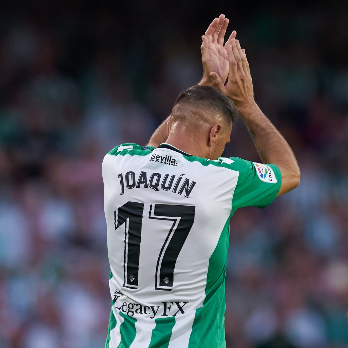 60’ ⏱⚽️ Guarden este tuit porque ha llegado el momento 🥹🥹🥹

Cambio en el #RealBetis 🔄 Se marcha la leyenda @joaquinarte y entra en su lugar @rodrisanchez_10 

💚🖤 #RealBetisValencia 1-0 ⚪⚫

#DíaDeBetis