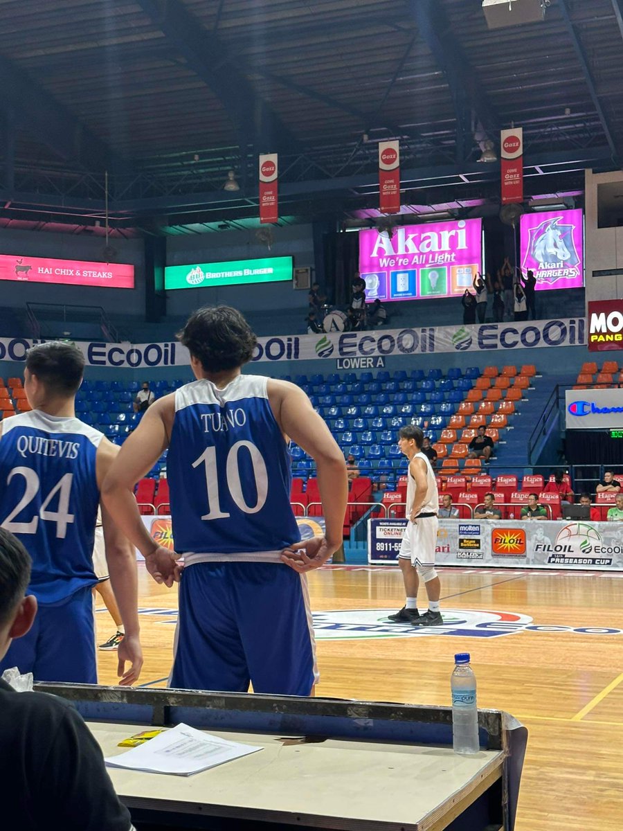 TuanoNeth's tweet photo. Trust the process🦅 #shawntuano #10 #coachtabknows #ateneo #letsgochamps https://t.co/KdN9I0vlbh