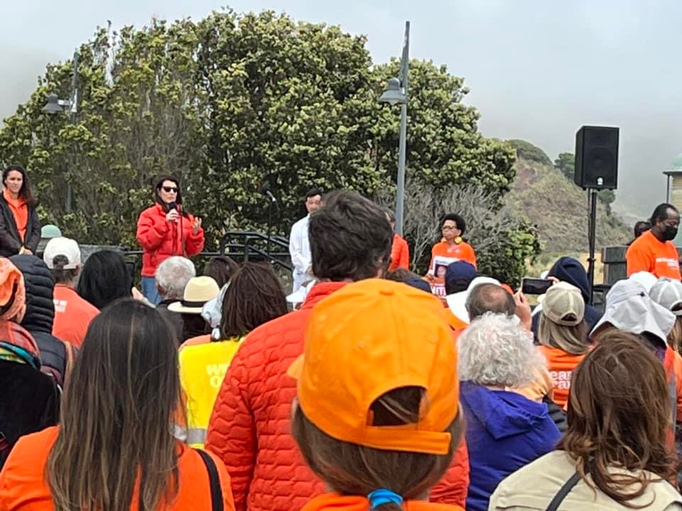 sashlund's tweet photo. Today @MomsDemand supporters from the Bay Area walked across the Golden Gate Bridge to honor victims &amp; survivors &amp; #EndGunViolence - we #WearOrange, #dontshoot -thx @Stefani4CA &amp; @BettyYeeforCA !!! https://t.co/Lk0xupAx1P