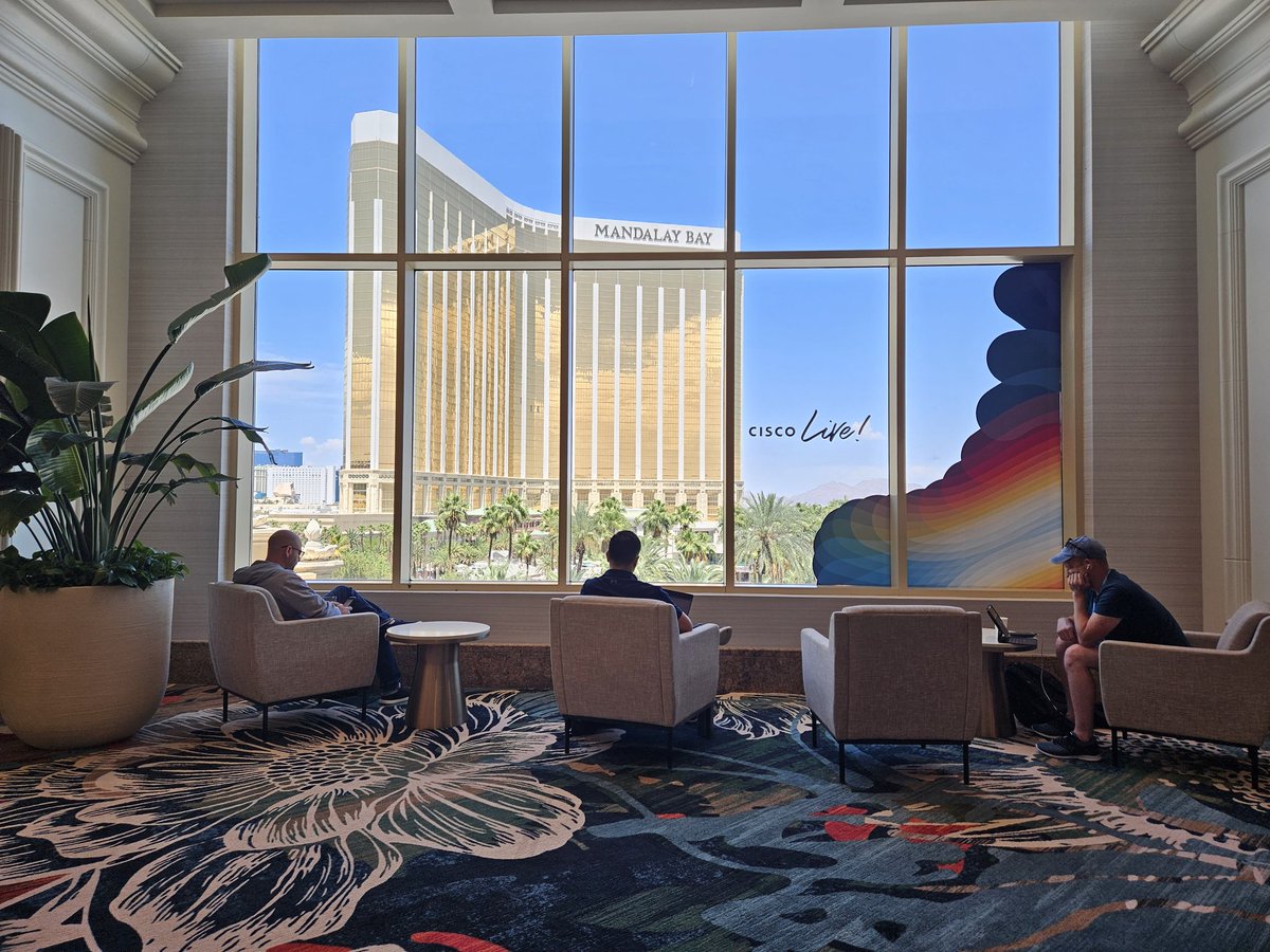 #Mandalaybay x #CiscoLive what more can you ask for