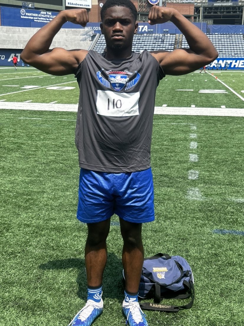 K8den_'s tweet image. Great day at camp with @GeorgiaStateFB
@CoachSkelton06
@Robert1K_
@CoachHARDen52 #sophomoreSzn loading 💪🏾