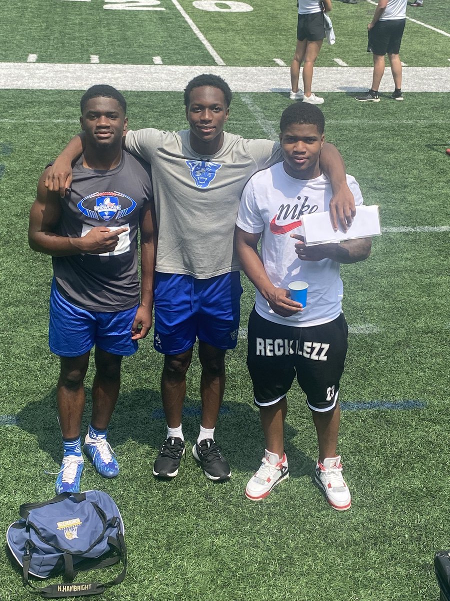 K8den_'s tweet image. Great day at camp with @GeorgiaStateFB
@CoachSkelton06
@Robert1K_
@CoachHARDen52 #sophomoreSzn loading 💪🏾
