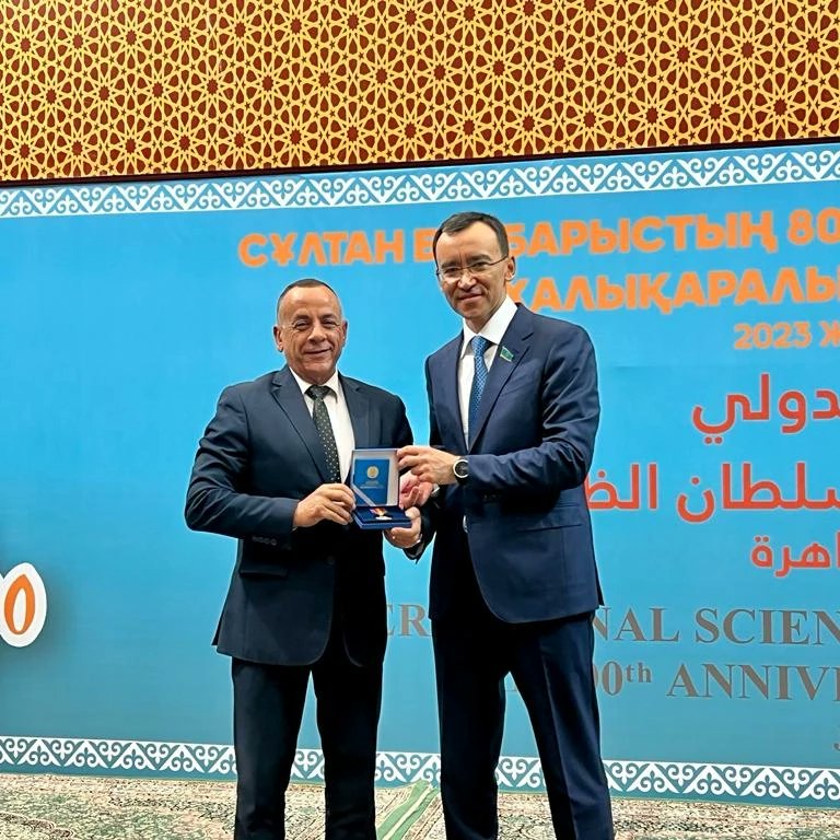 الشكر لرئيس مجلس الشيوخ الكازخستانى على تكريمي بوسام الدولة الاول بتكليف من فخامة السيد الرئيس الكازخستانى.
Thanks to the President of the Senate of Kazakhstan for honoring me with the first State Medal commissioned by the President of Kazakhstan.
#Egypt #egyptian  #khazakstan