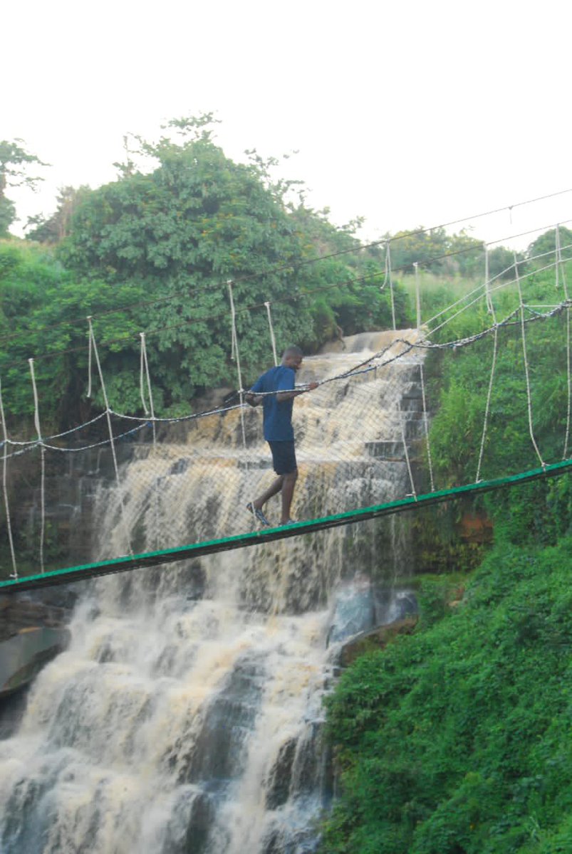 agbesikelly's tweet photo. Where water falls… 💦
#Kintampo #ExperienceTheBest #June #TourGhana #Tourism #Culture #KW #CanopyWalk https://t.co/GtTZlwmCxW