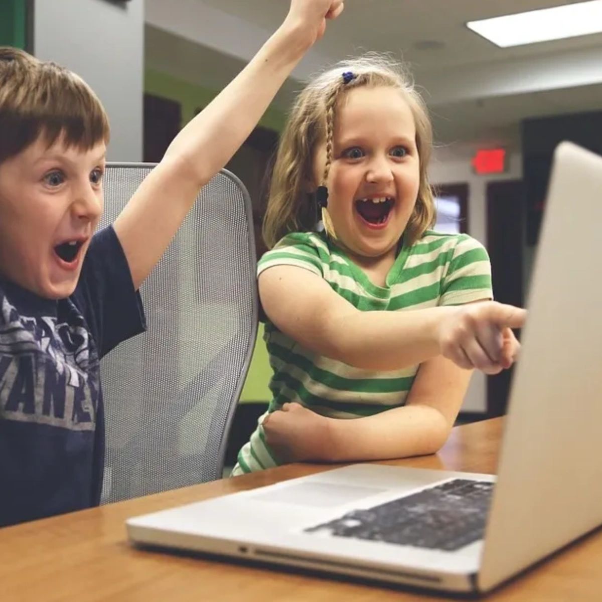 Geeks2U_US's tweet image. That joyous moment when your computer is back up and running is a moment we want you to experience firsthand. Our #ComputerRepairs entail in-store diagnostics, data backup, tuneups, and more. Learn all about these services on our website.

geeks2umn.com/computer-repair