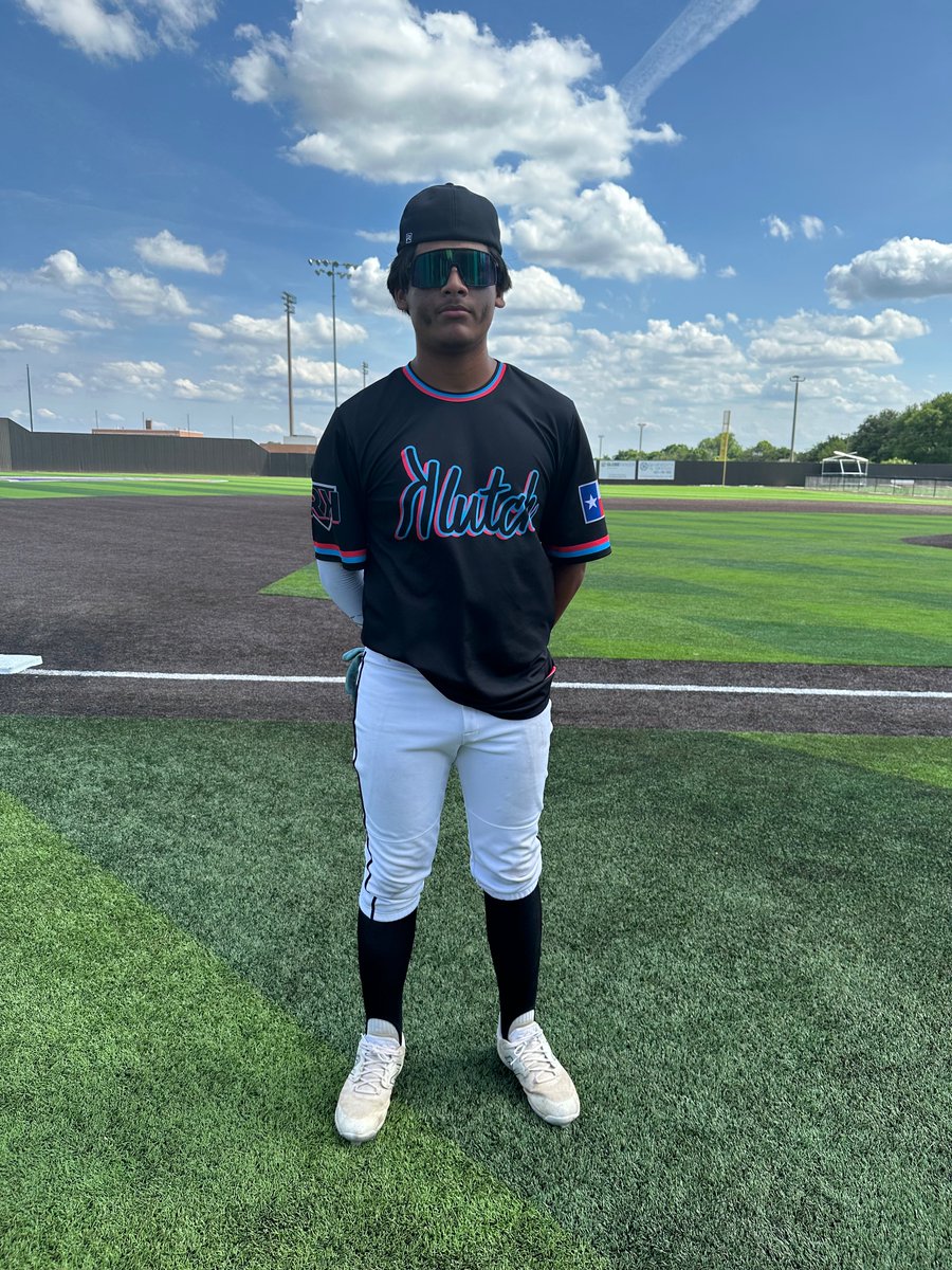 ✭Five Tool Texas✭ (@fivetooltexas) on Twitter photo F: <a href="/MustangsDallas/">Dallas Mustangs</a> Corley 11, Rockwall Klutch 15U 7
PoG: <a href="/mxtteas/">Matteas Green</a> 2-4, 2 RBI, 2R
Hitter: @Alex20070909 3-4, 2B, 3B, R F: <a href="/MustangsDallas/">Dallas Mustangs</a> Corley 11, Rockwall Klutch 15U 7
PoG: <a href="/mxtteas/">Matteas Green</a> 2-4, 2 RBI, 2R
Hitter: @Alex20070909 3-4, 2B, 3B, R