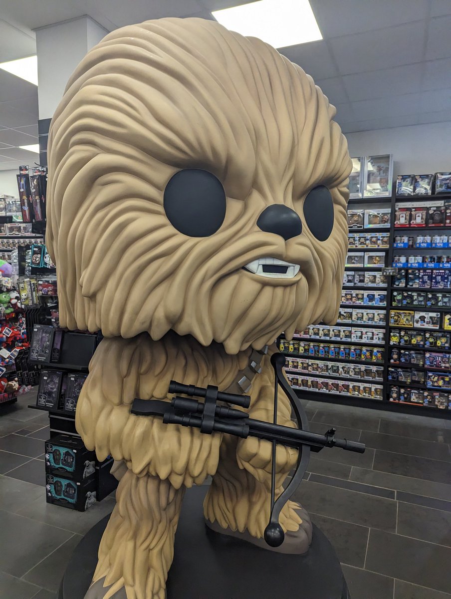 @joshtenet Look at this giant Chewbacca funko pop I saw today!