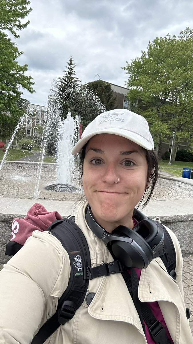 telmaessantos's tweet image. First stop 📍Stony Brook!! 🤩 but I am so tired!!! Excited for tomorrow!  #spatialbio