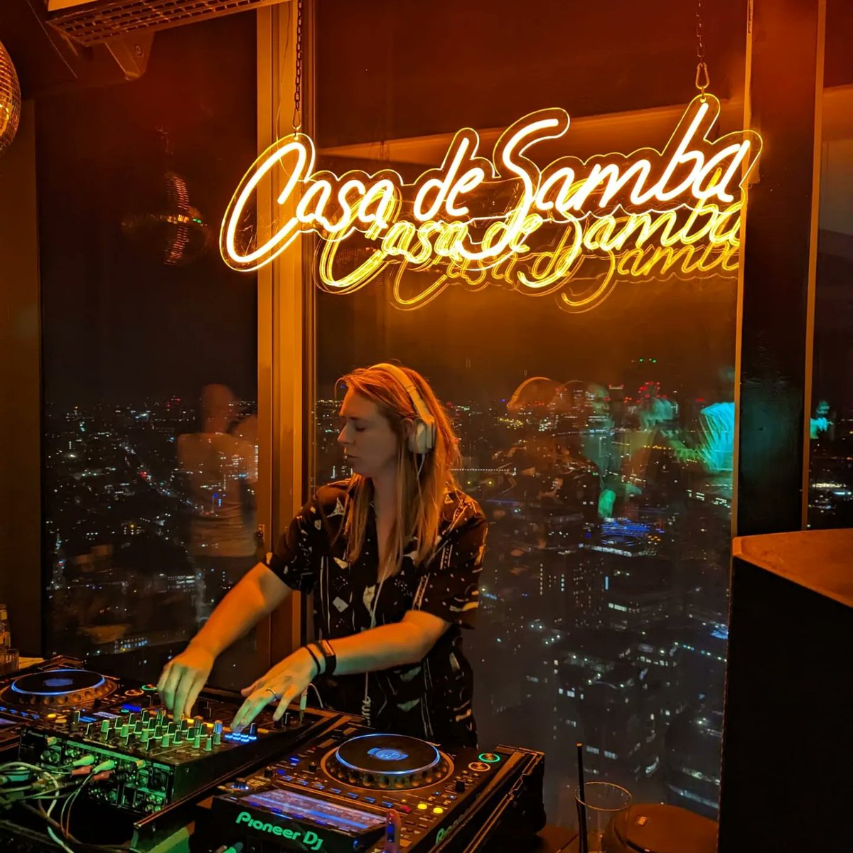 Playing at the top of <a href="/SUSHISAMBA/">SUSHISAMBA</a> was insane. Something about being in the sky! #casadesamba #dj #london