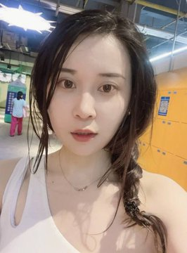xiaogougou520's tweet photo. 瑜伽练得���，老公回家早😳 https://t.co/SPnysxPKKo