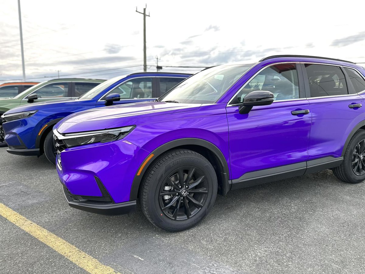 steeleauto's tweet photo. ❤️🧡💛💚💙💜
The annual Pride Month display is back at Steele Honda, St. John's, NL!
#happypridemonth #loveislove #pride #whysteeleauto #steeleautogroup https://t.co/gJFUOs4y9L