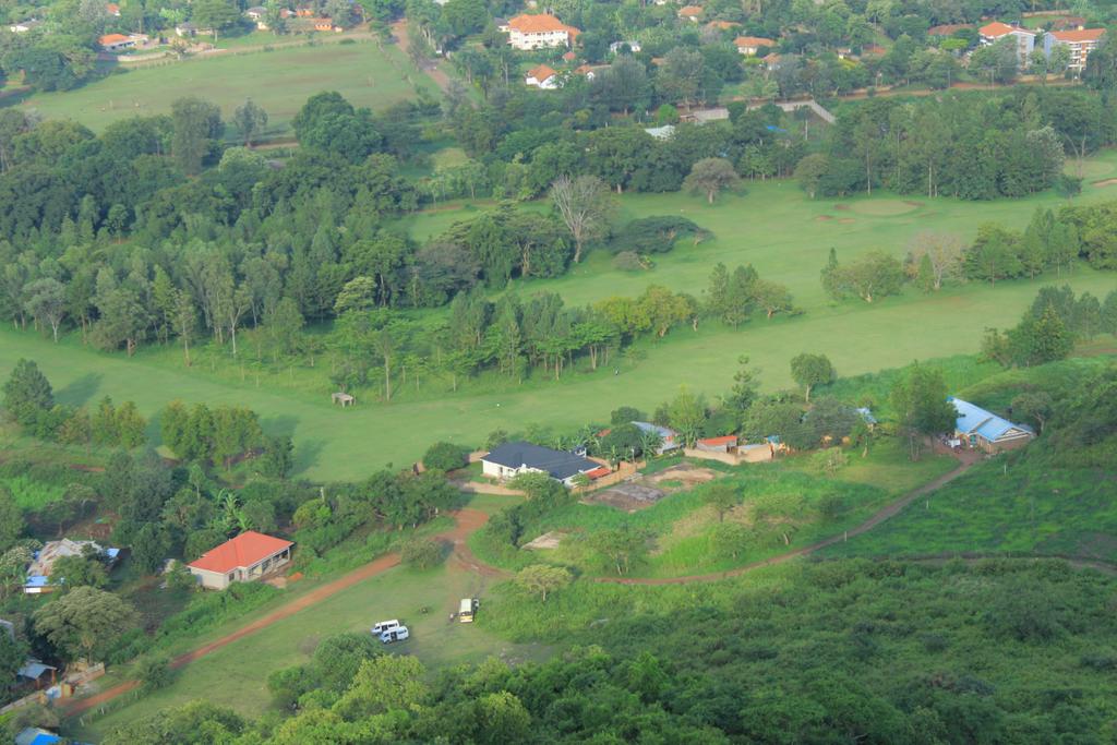 Redefining Tororo Initiative (@redefiningtro) on Twitter photo Today on #KnowYourTororo
This is #TororoGolfClub
As the name suggests it has 19hole golf β³ course
It just recently (28-30th April 2023) hosted the #TannaMemorialGolfOpen 
This tournament is one played in memorial of business mogul Mzee Gokaldas Tanna who lived in Tororo Today on #KnowYourTororo
This is #TororoGolfClub
As the name suggests it has 19hole golf β³ course
It just recently (28-30th April 2023) hosted the #TannaMemorialGolfOpen 
This tournament is one played in memorial of business mogul Mzee Gokaldas Tanna who lived in Tororo