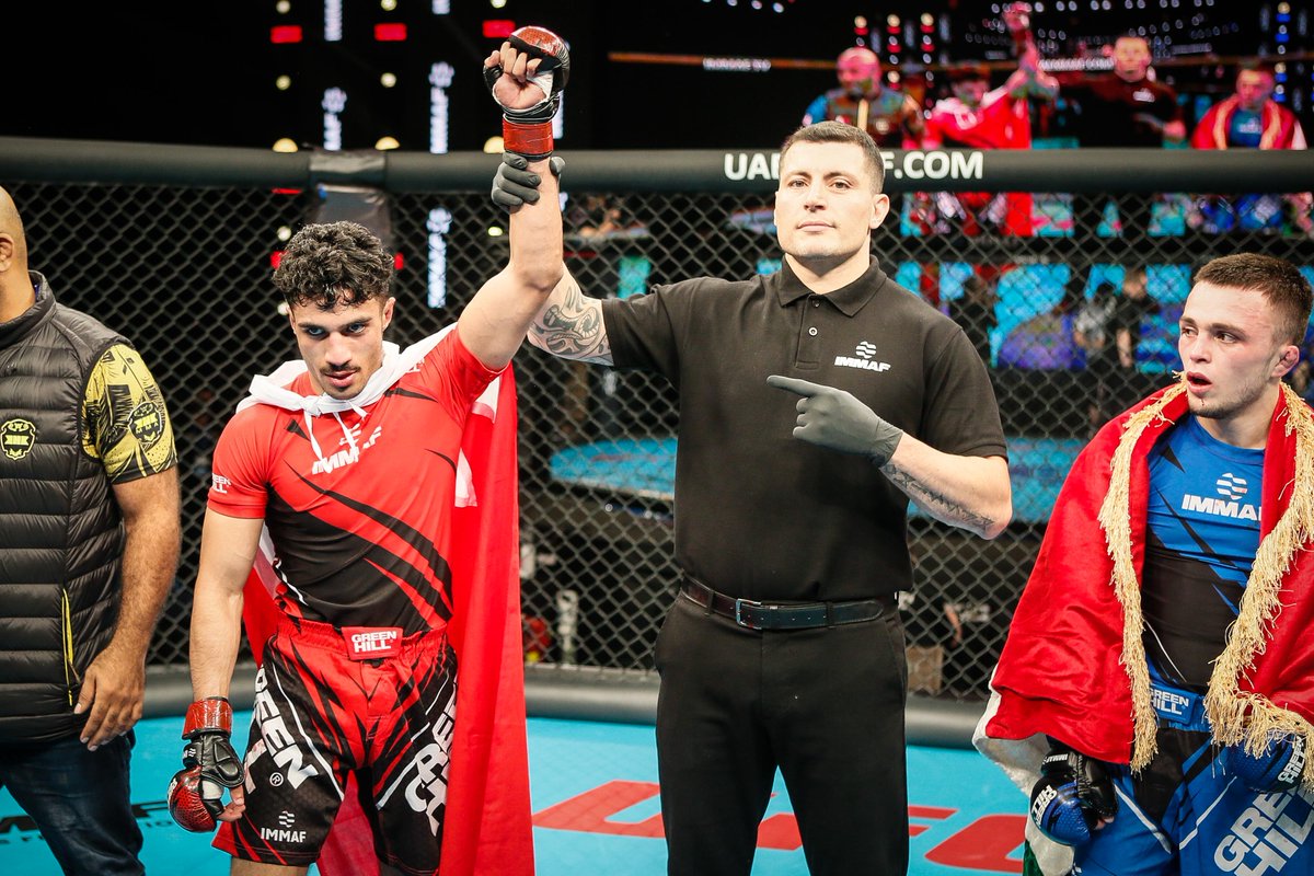 IMMAFed's tweet image. #BRAVECF72 is equally as strong, with a sensational co-main event that features former IMMAF European champion Magomed Idrisov!

Rasul Magomedov makes his pro debut at @bravemmaf's #KombatKingdom week following a clean sweep of gold medals 🇧🇭