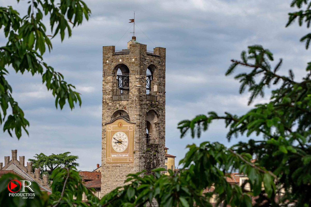 orproductionbg's tweet photo. Panorami di Bergamo (parte 2)

Bergamo Landscape (part 2)

#bergamo
#bergamoalta
#urban
#cityscape 
#street
#outdoors
#inviaggio
#travel
#photo
#bergamocapitale2023
#bgbs2023 https://t.co/QTbaytezoX
