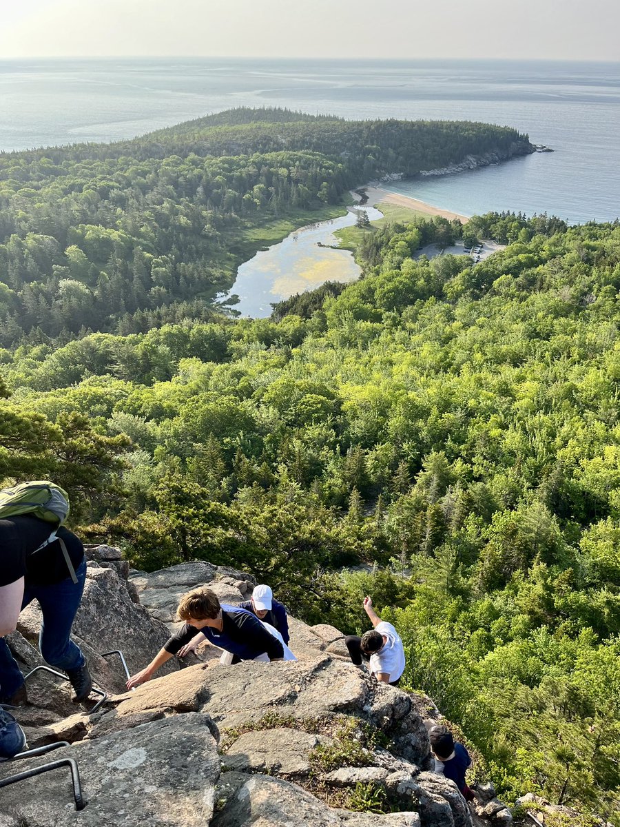 Back from an incredible week of #kidneycamp at #MDIBL with #ASNTREKS. When in Maine, do as the Mainers do!