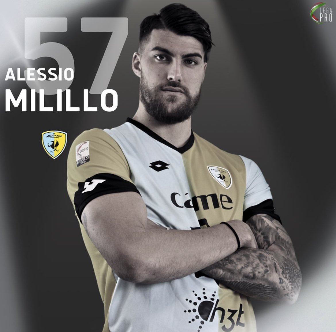 Alessio Milillo, difensore italiano classe 1997, ha ufficialmente rinnovato il suo contratto con l’Arzignano Valchiampo fino al 30 giugno 2024. #SerieC #Calciomercato #Milillo #ArzignanoValchiampo