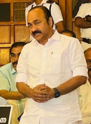 As promised by Leader of Opposition #VDSatheesan, along with his predecessor & #Congress legislator #RameshChennithala, the duo moved #KeralaHC seeking a court-monitored enquiry into the Safe Kerala Project which involved the installation of #ArtificialIntelligence cameras across…