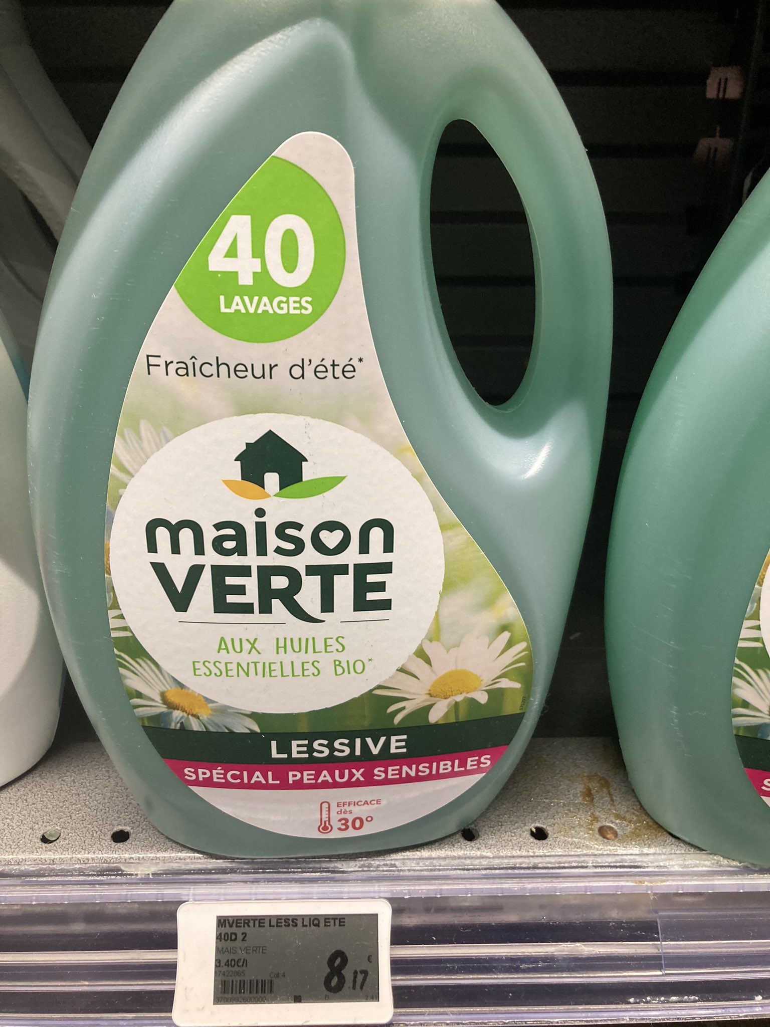 LACATON Isabelle on X: Bouteille de lessive : 3,40€ le litre Écorecharge :  4,73€ le litre… 🤔 #MaisonVerte cc @60millions  / X