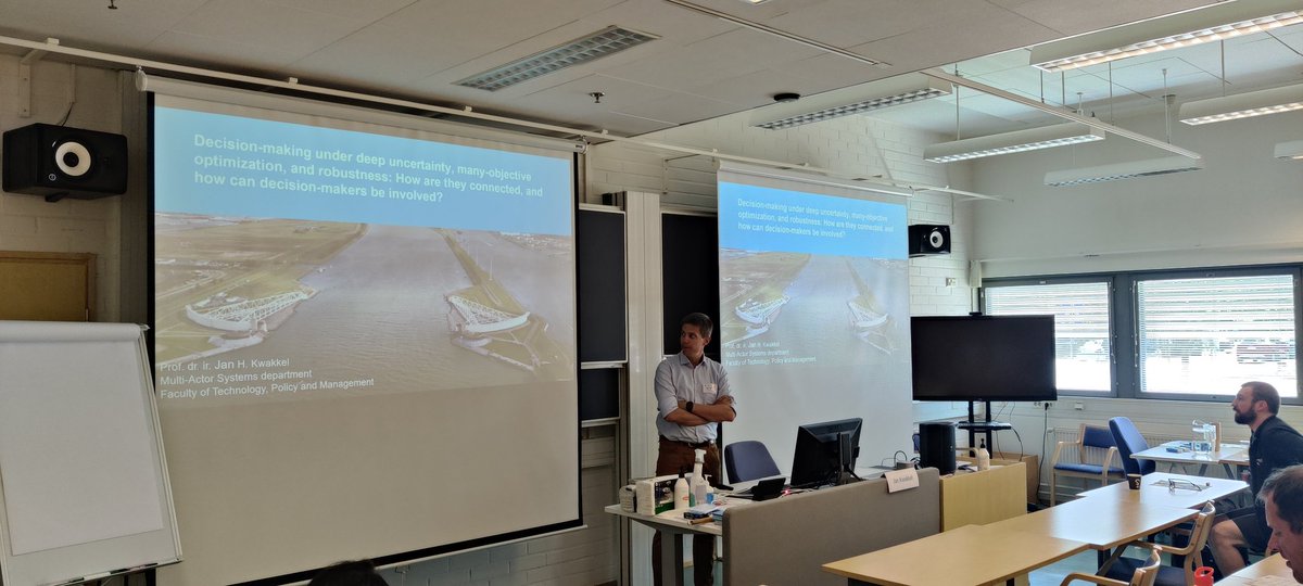 MultiobjectiveG's tweet image. We continue with contributed talks with Jan Kwakkel, his presentation is titled "Decision-making under deep uncertainty, many-objective optimization, and robustness: How are they connected, and how can decision-makers be involved?".
