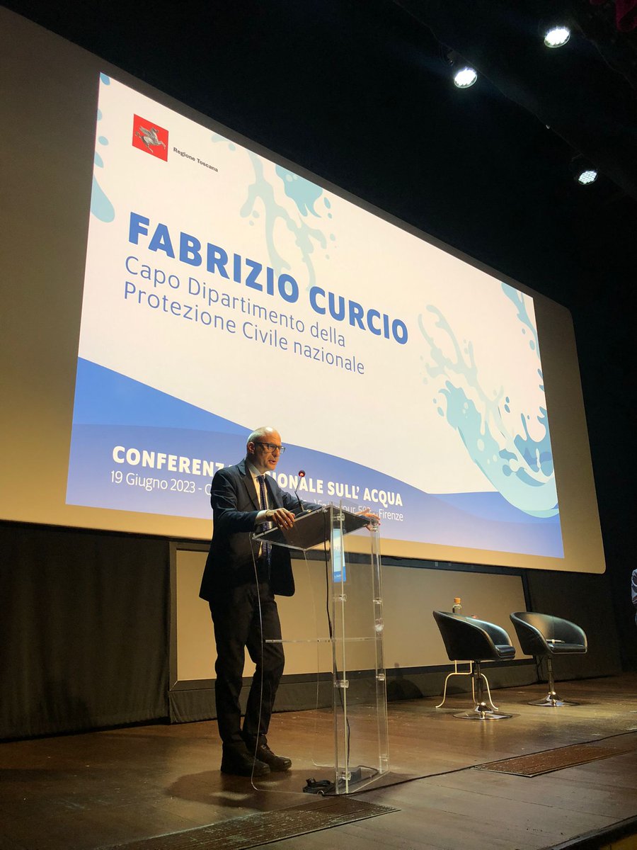 expo_technology's tweet photo. L'Acqua è risorsa di vita, elemento fondamentale per l'economia e il "ben-essere" del nostro Paese.
Perché, come dichiarato dal Capo della @DPCgov #Curcio, non dobbiamo banalizzare il tema dei cambiamenti climatici, è un fenomeno studiato da anni in tutto il mondo."  💧🌎 https://t.co/AOQ0nzIcdx