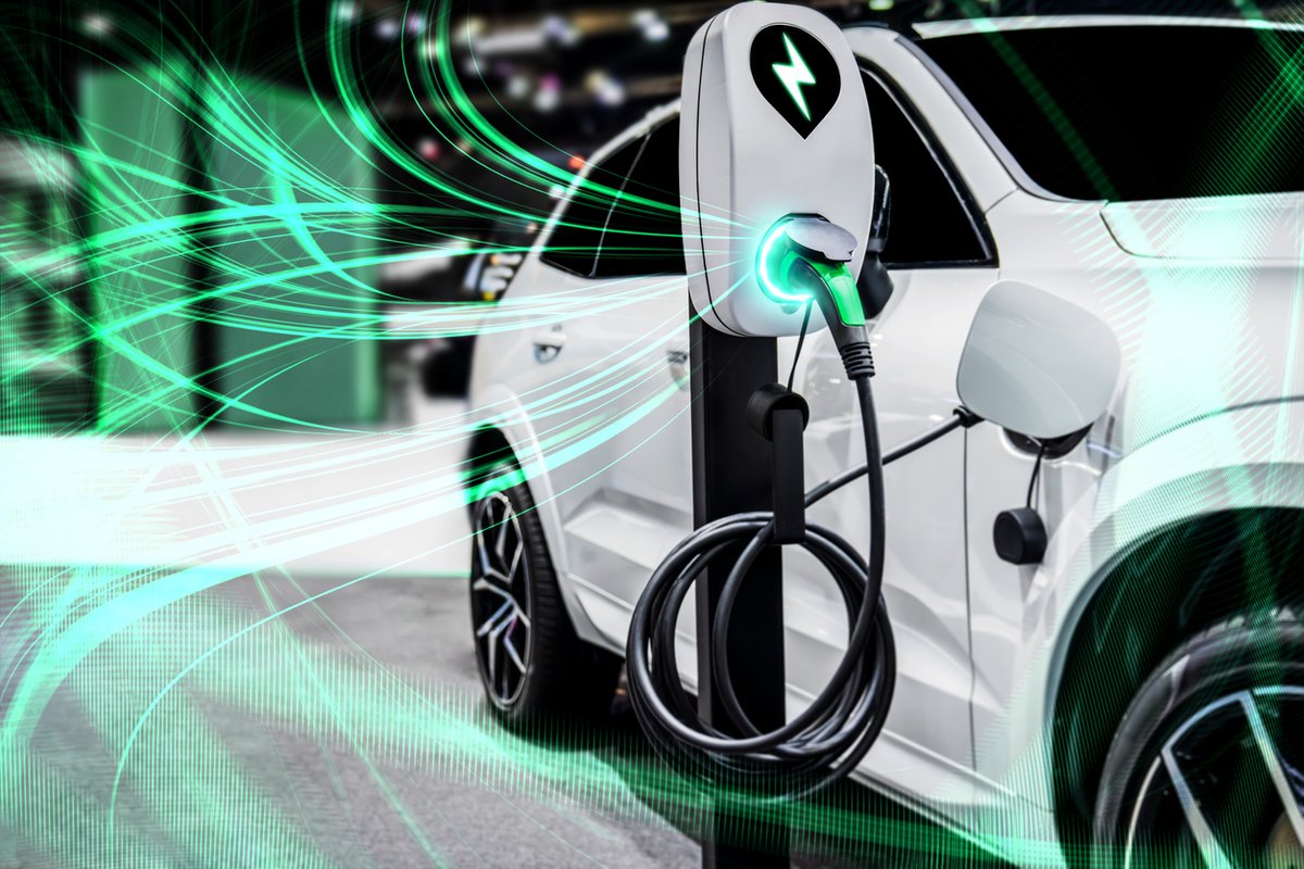 CPI Property Group enters CleverPower and Chargee eMobility. Up to 3,000 EV charging points to be built by 2030.