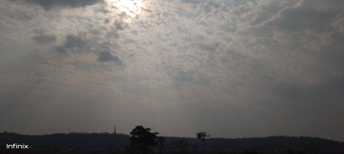 Montana_chete's tweet photo. #UPHIGHINTHESKY π https://t.co/1JqHj72Lkk