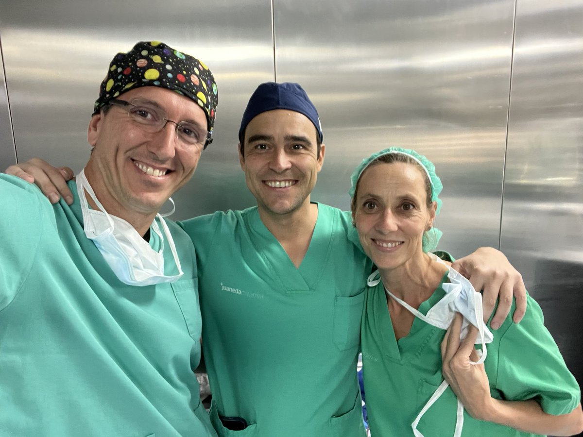 Antonio Servera (@uroservera) on Twitter photo Un lujo contar con Agustín Fraile Poblador del Hospital Ramon y Cajal y <a href="/ROC_Urologia/">ROC Clinic</a> para un caso de uretra con injerto oral. Muy buen resultado aparente.
Gracias a María Magdalena por su participación
<a href="/juanedahosp/">Juaneda Hospitales</a>
<a href="/HManacor/">Hospital de Manacor</a> Un lujo contar con Agustín Fraile Poblador del Hospital Ramon y Cajal y <a href="/ROC_Urologia/">ROC Clinic</a> para un caso de uretra con injerto oral. Muy buen resultado aparente.
Gracias a María Magdalena por su participación
<a href="/juanedahosp/">Juaneda Hospitales</a>
<a href="/HManacor/">Hospital de Manacor</a>
