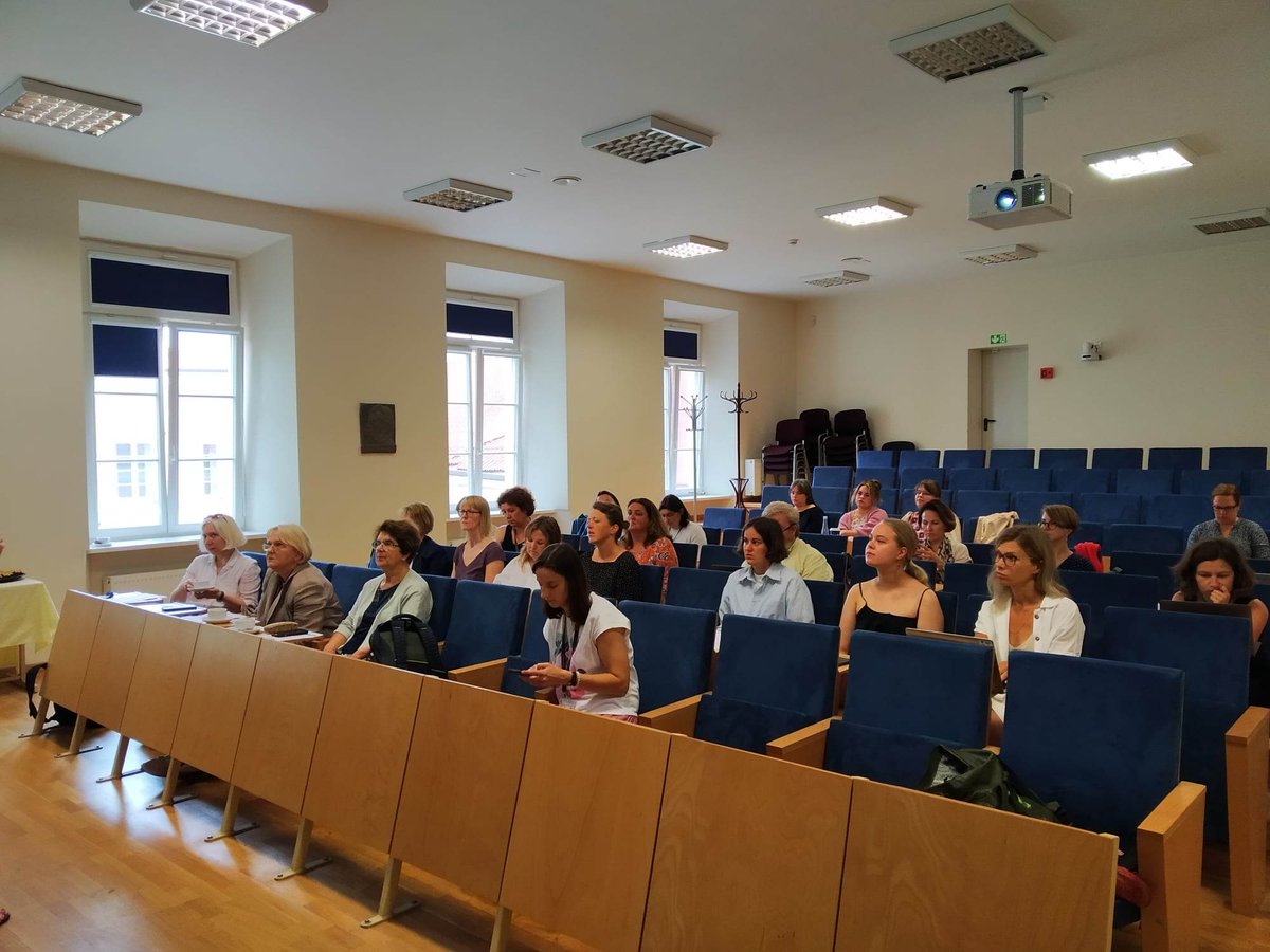 The third MotherNet Summer School at @VU @VU_FLF started! Stay tuned for more updates! Full programme is available on our website: mothernet.eu/events/3rd-mot… #motherhood #research #HorizonEU @UU_University @MaynoothUni @EU_Commission @REA_research