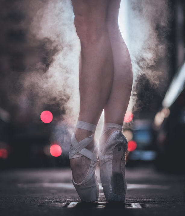 GM frens and happy Monday   

"Smoke on Fifth" by <a href="/OmarZRobles/">OmarZRobles.eth</a>