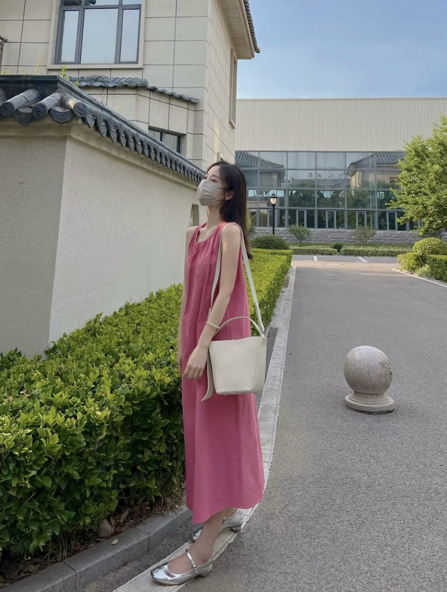 wenrou994's tweet photo. 宝子们，好久不见😅
旅行归来，继续更���🤗🤗 https://t.co/9RV8KQJaFV