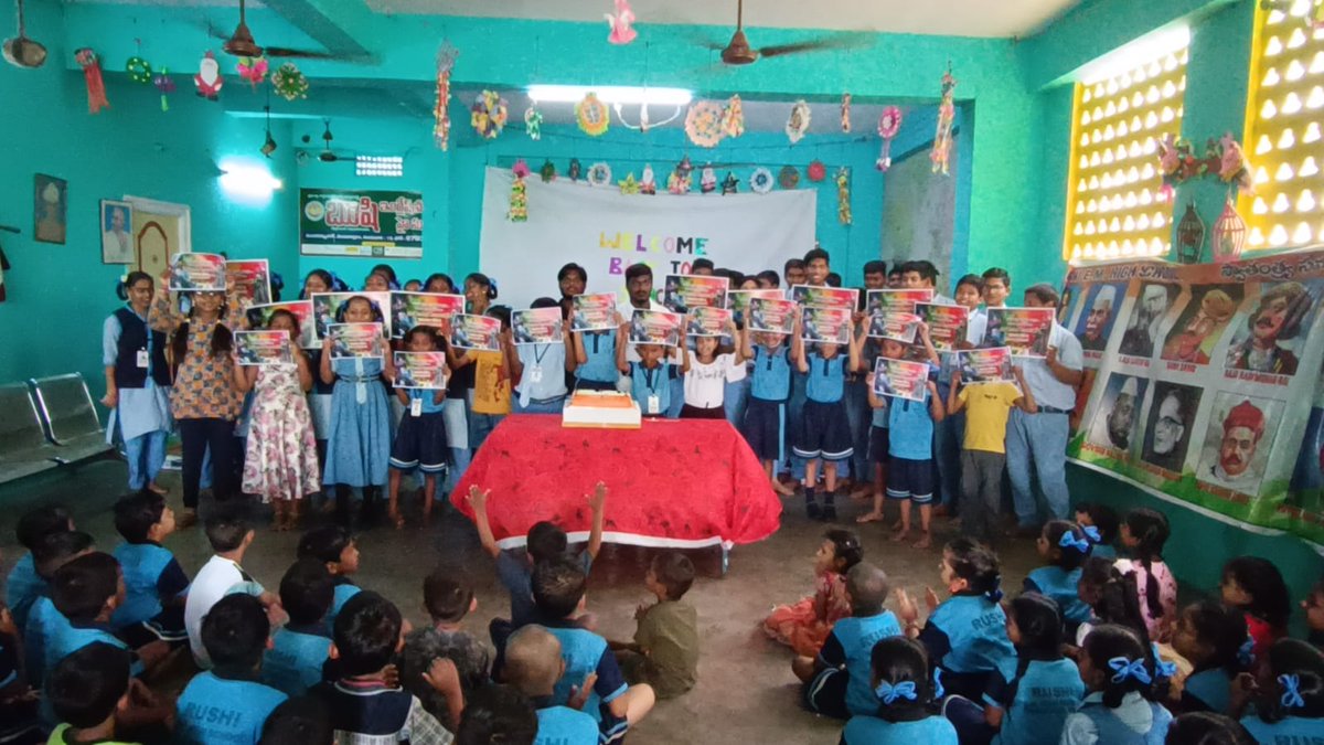 john_muckell's tweet image. Celebrating Rahul Gandhi Jii Birthday Celebration at School Children&apos;s in Vijayawada City 
@PeterJoseph1989 Anna 
NTR District President-Youth Congress