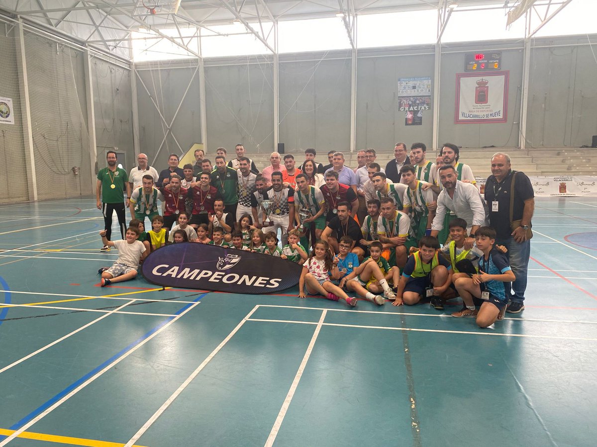 RFAFJAEN's tweet photo. 🏆| FINAL COPA SUBDELEGADA DEL GOBIERNO FÚTBOL SALA

En el día de ayer se disputó la final entre @Belmez_Atletico 🆚 @ClubPatinBarFS .

Queremos dar la enhorabuena al conjunto belmezano, @Belmez_Atletico por conseguir este trofeo y dar por finalizada esta temporada 22/23.🏆 https://t.co/kiHsbwcvGH