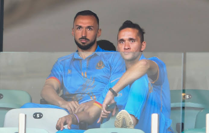 𝐄𝐗𝐂𝐋𝐔𝐒𝐈𝐕𝐄❗️

Royal AM have not paid Samir Nurkovic and his agent, Dajan Simac, after FIFA ruled in their favour for breach of contract. Deadline is today (19 June) to pay about R12-million.

Royal AM will receive a transfer ban if payment is not made.