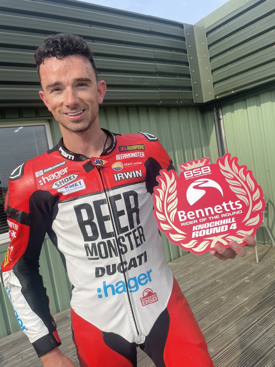 The weekend definitely belonged to this man @GIrwinRacing great racer and comes across as thoroughly decent guy 👏🏻👏🏻
@OfficialBSB #KnockhillBSB