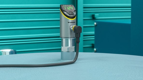 TurckBannerUK's tweet image. Lubricating machines correctly is essential to get optimal performance out of them. Good thing there are systems like the LUS+ ultrasonic sensor to keep track of lubricant levels and protect the machine from hazardous conditions. #manufacturing # TurckBanner #Levelmonitoring