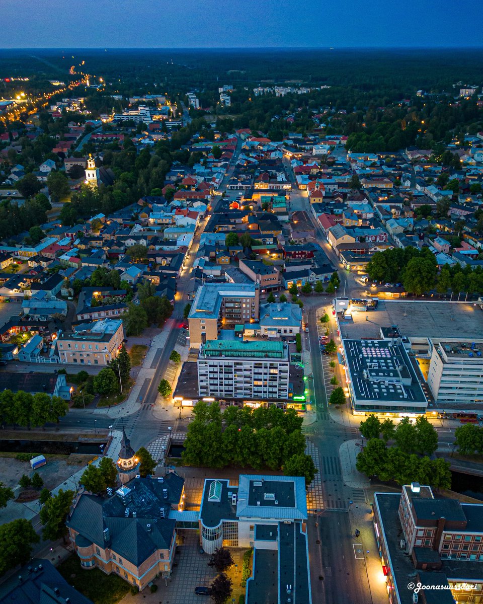 Night✨ #rauma #finland
.
#visitfinland #ourfinland #UNESCO