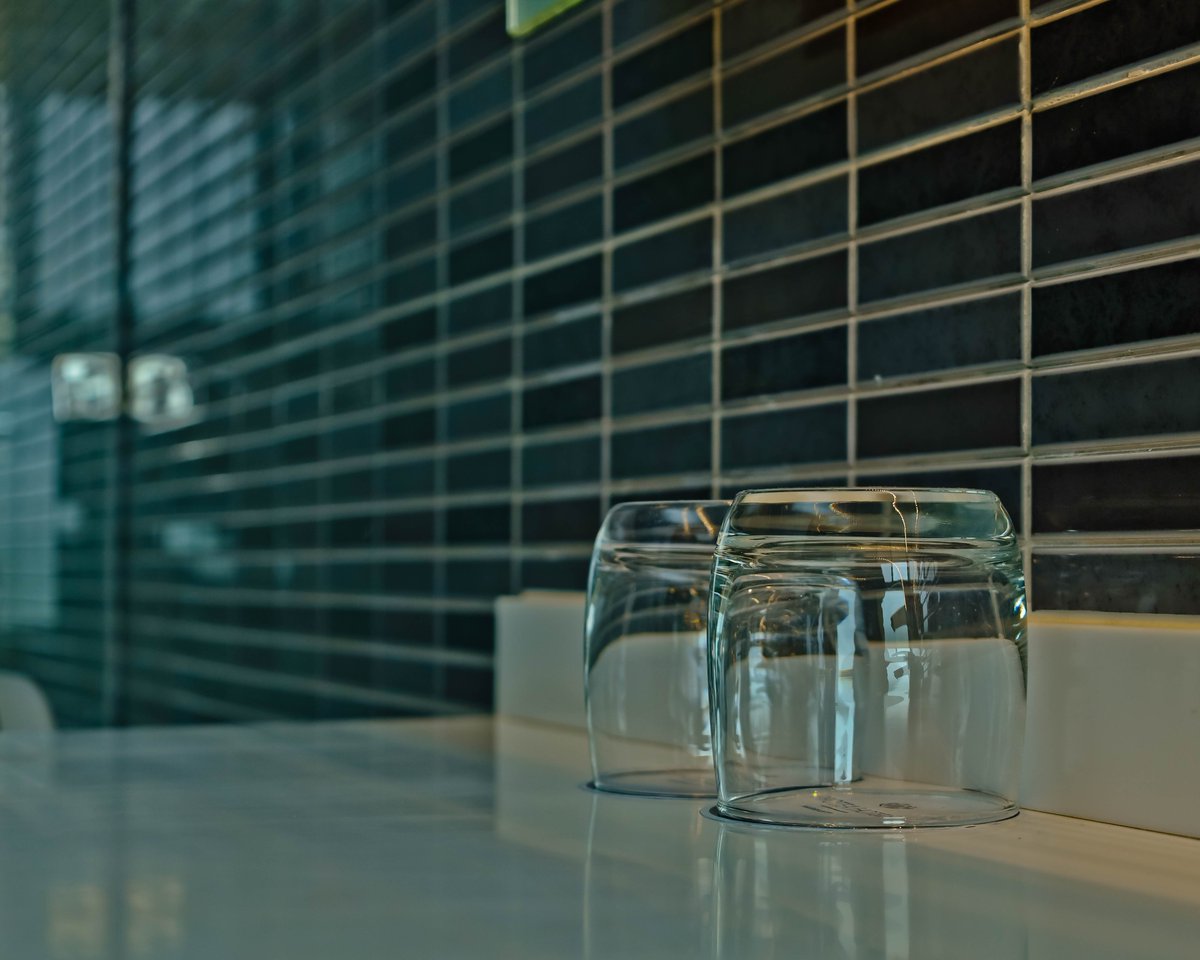 SkyzHotel's tweet photo. Looking for a comfortable and scenic retreat?

Our Skyz Room packages offer stunning views and spacious accommodations. Enjoy a memorable stay with us.

Book your room now and discover true relaxation.

#SkyzRoom #ComfortableStay #ScenicViews #SkyzHotel https://t.co/uyZPHwFMTp